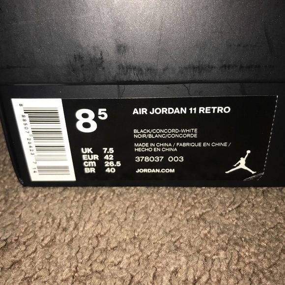 2016 Jordan 11 Space Jam - Picture 2 of 9